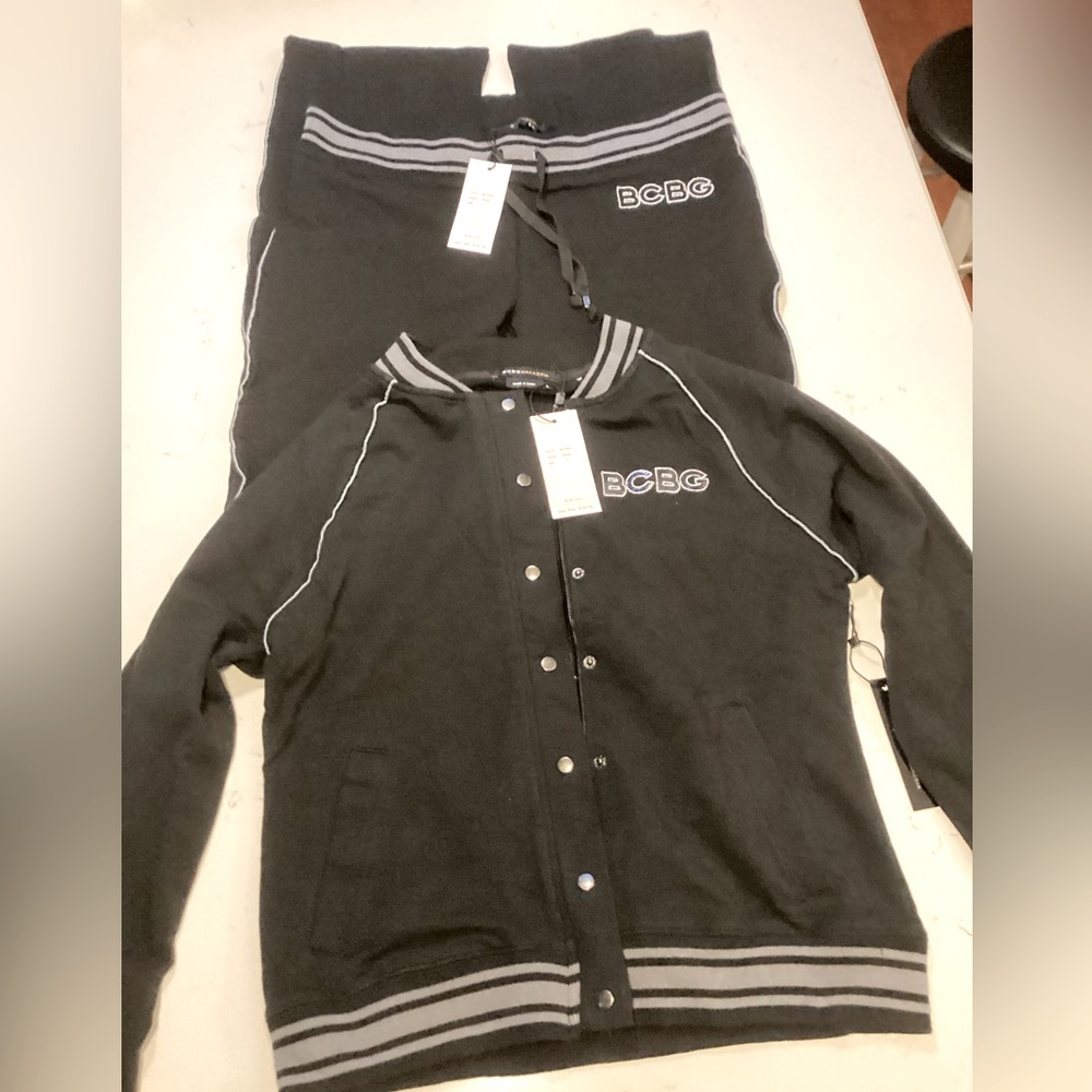 NWT BCBG Max Azaria Black w/ Gray Trim Track Suit Sz L